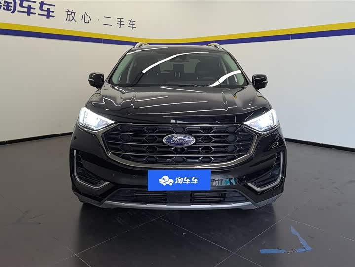 Фото 2 - Ford Edge