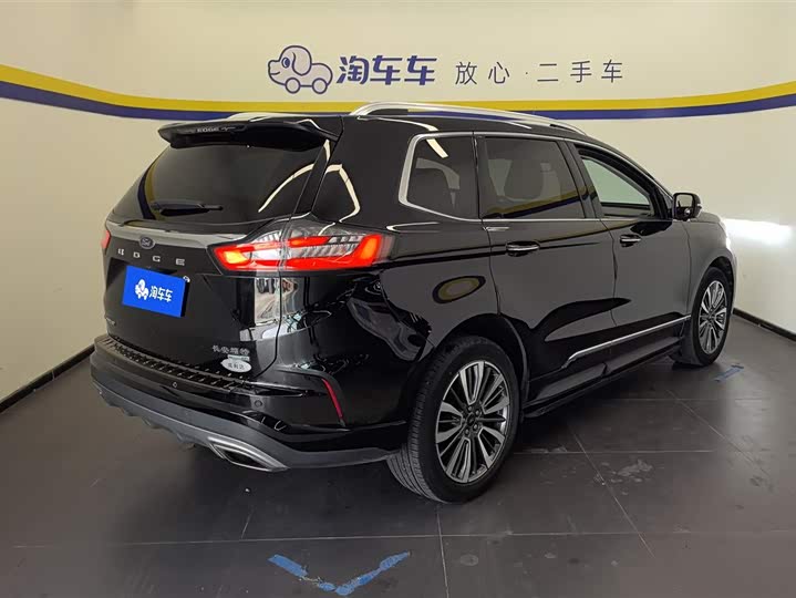 Фото 3 - Ford Edge