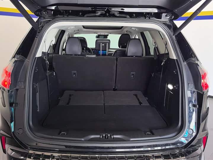 Фото 4 - Ford Edge