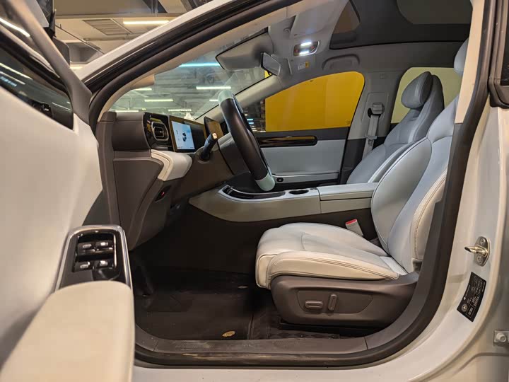 Фото 2 - Leapmotor C01