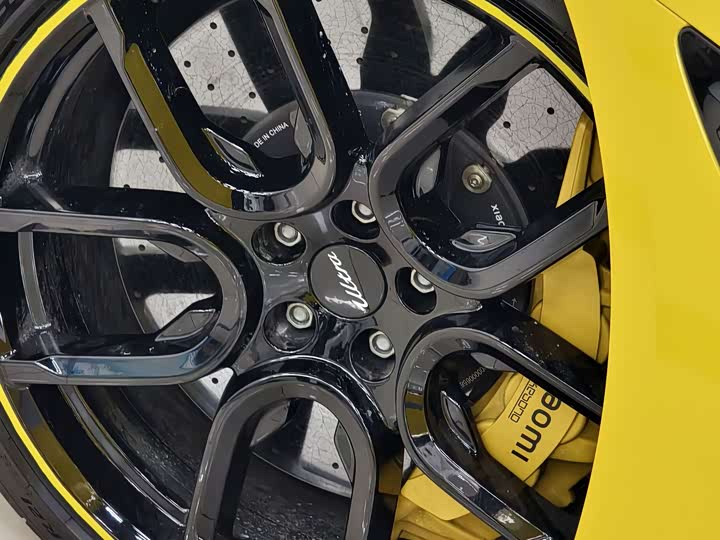 Фото 7 - Xiaomi SU7 Ultra