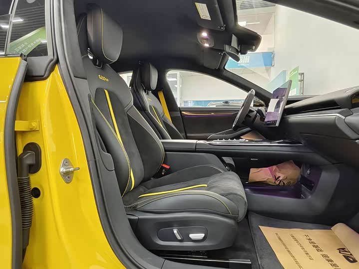 Фото 8 - Xiaomi SU7 Ultra