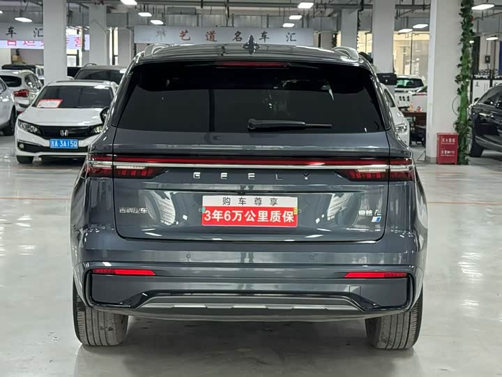 Фото 4 - Geely Monjaro