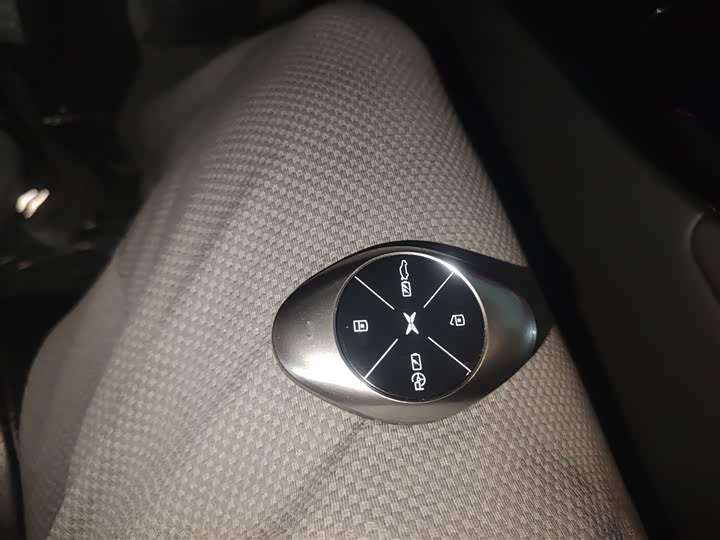 Фото 11 - XPeng P7