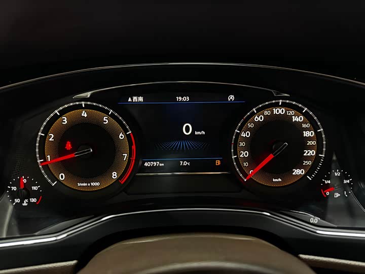 Фото 14 - Volkswagen Phideon