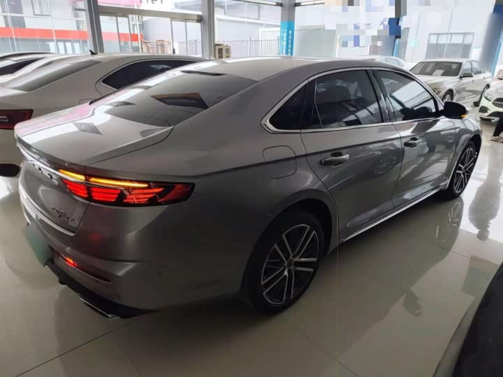 Фото 7 - Geely Preface