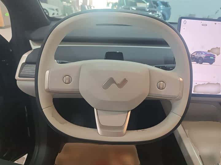 Фото 11 - Nio Onvo L60