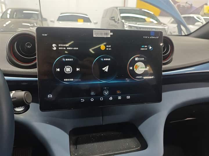 Фото 13 - BYD Dolphin