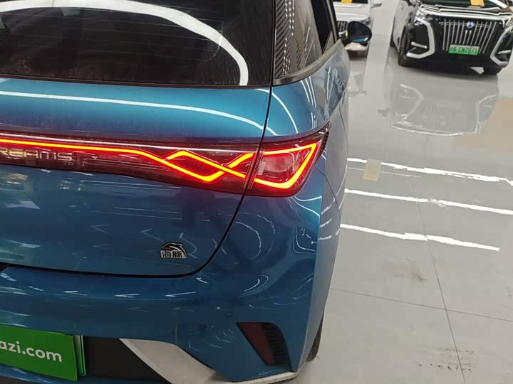 Фото 8 - BYD Dolphin