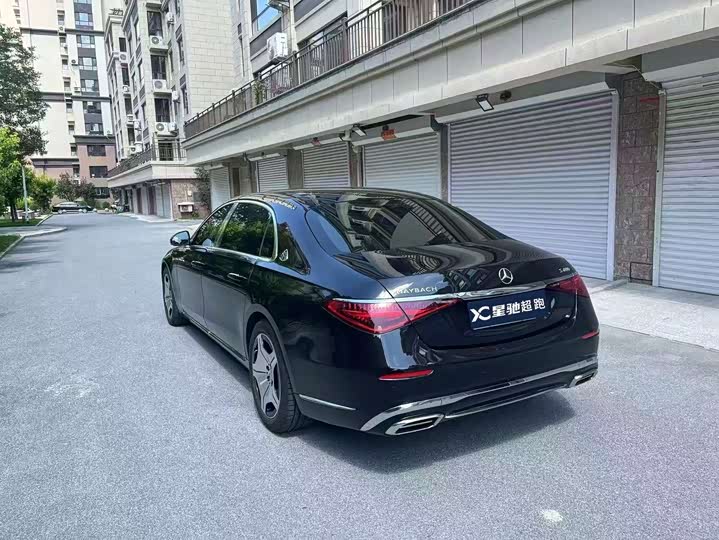 Фото 4 - Mercedes-Benz Maybach S-Class