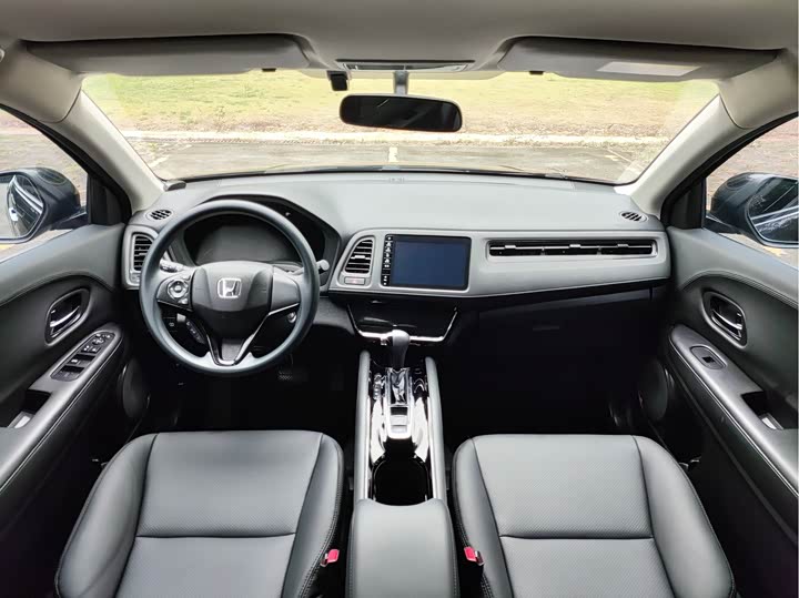 Фото 16 - Honda Vezel