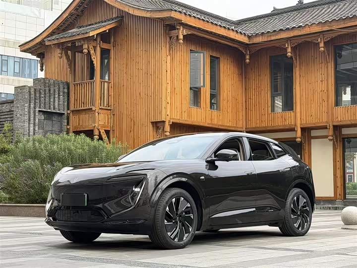 Фото 2 - Avatr 07