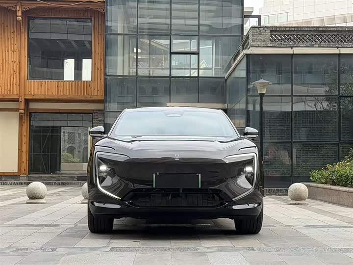 Фото 3 - Avatr 07