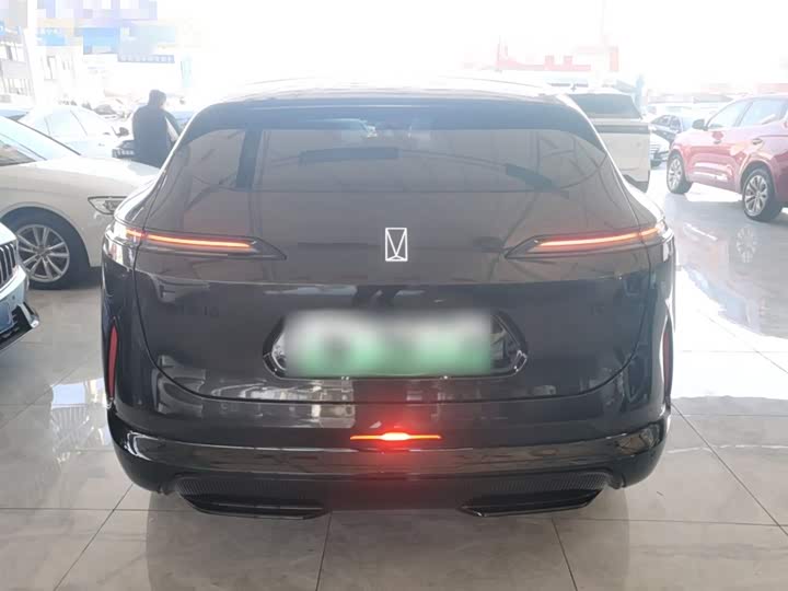 Фото 6 - Avatr 07