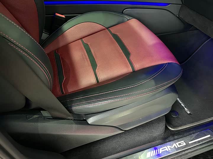 Фото 26 - Mercedes-Benz G-Class AMG