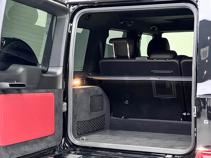 Фото 38 - Mercedes-Benz G-Class AMG