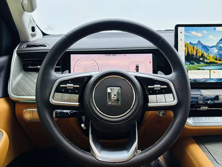 Фото 13 - Tank 500