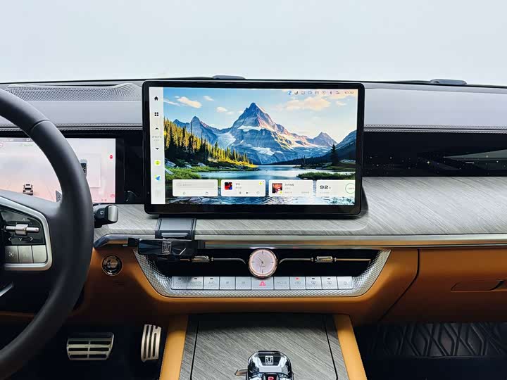 Фото 17 - Tank 500