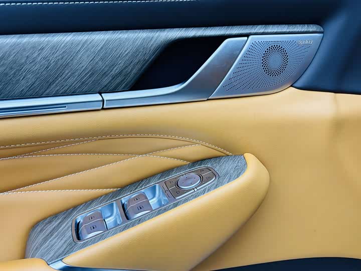 Фото 9 - Tank 500