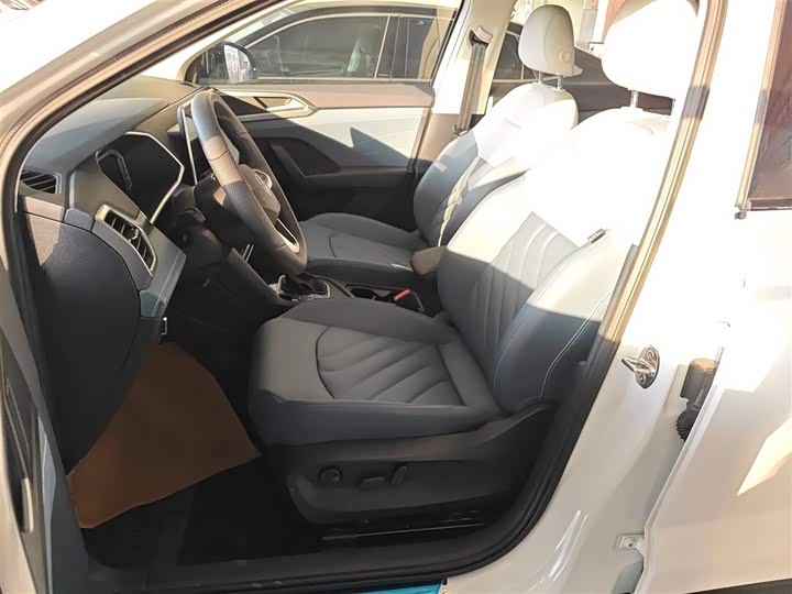 Фото 15 - Volkswagen Tharu