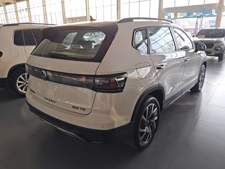 Фото 7 - Volkswagen Tharu