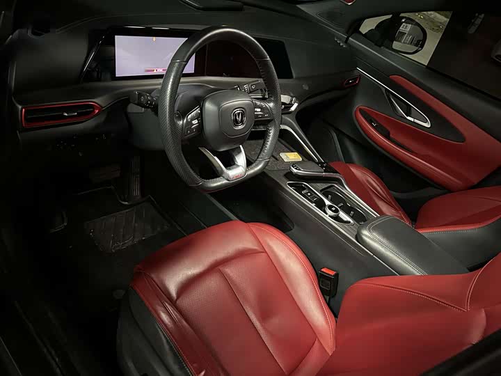 Фото 10 - Changan UNI-T