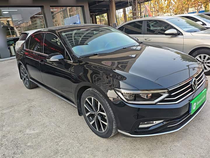 Фото 4 - Volkswagen Magotan