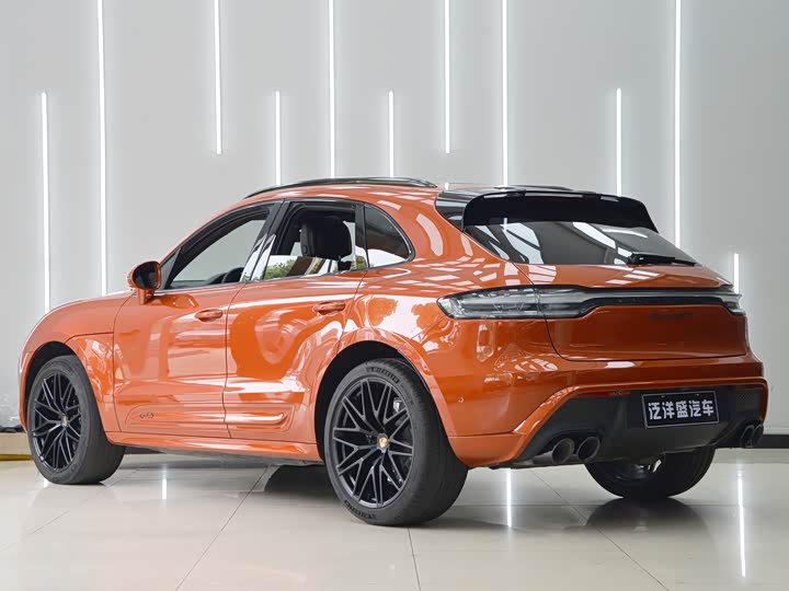 Фото 14 - Porsche Macan