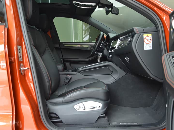 Фото 8 - Porsche Macan