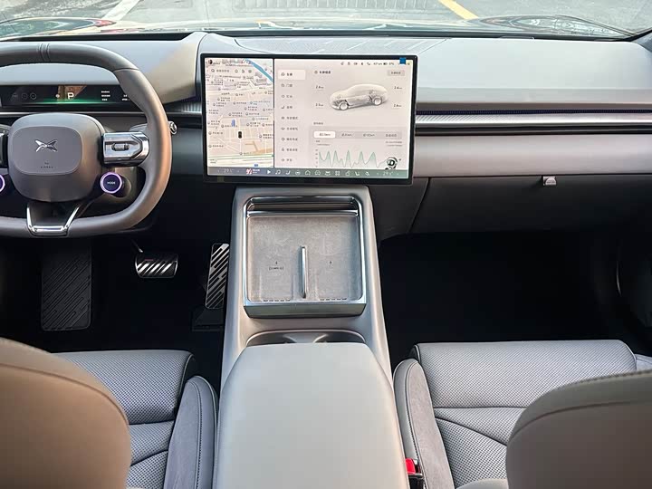 Фото 17 - XPeng P7