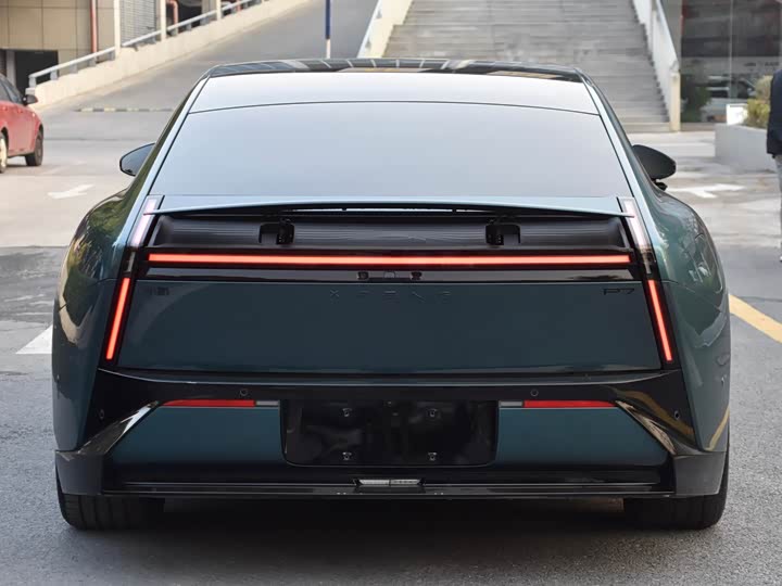 Фото 5 - XPeng P7