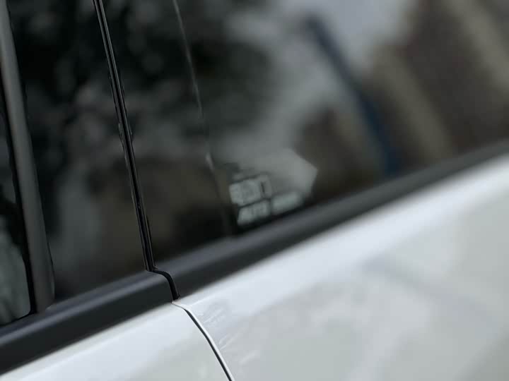 Фото 34 - Buick GL8 Hybrid