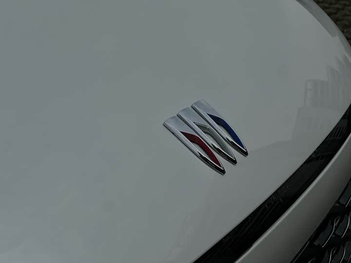 Фото 45 - Buick GL8 Hybrid