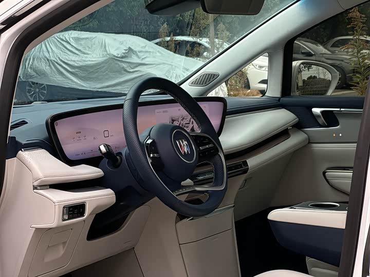 Фото 6 - Buick GL8 Hybrid