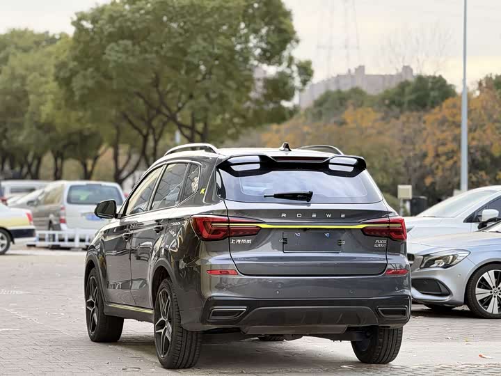 Фото 4 - Roewe RX5