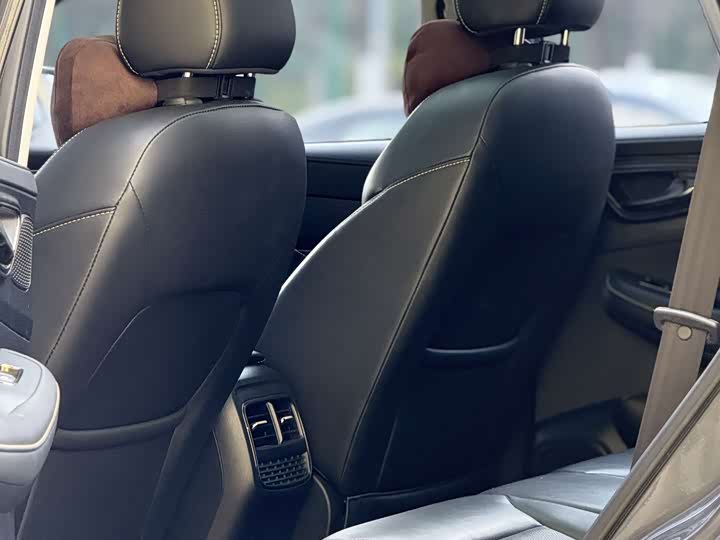 Фото 9 - Roewe RX5