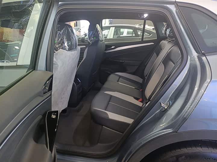 Фото 14 - Volkswagen ID.4 Crozz