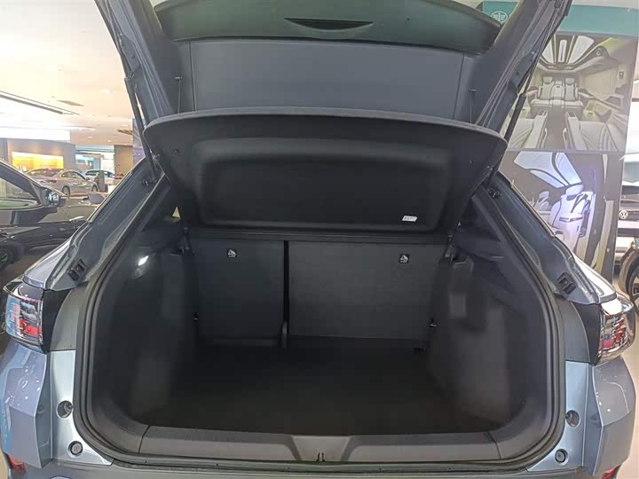 Фото 9 - Volkswagen ID.4 Crozz