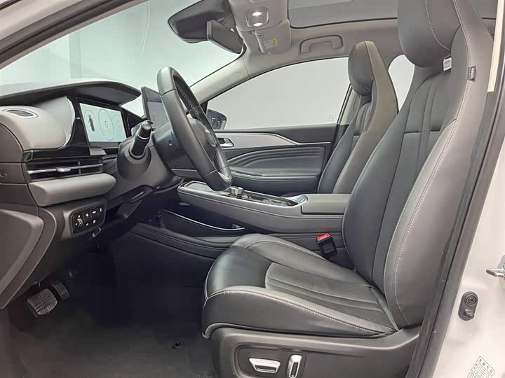 Фото 17 - GAC Aion S Plus