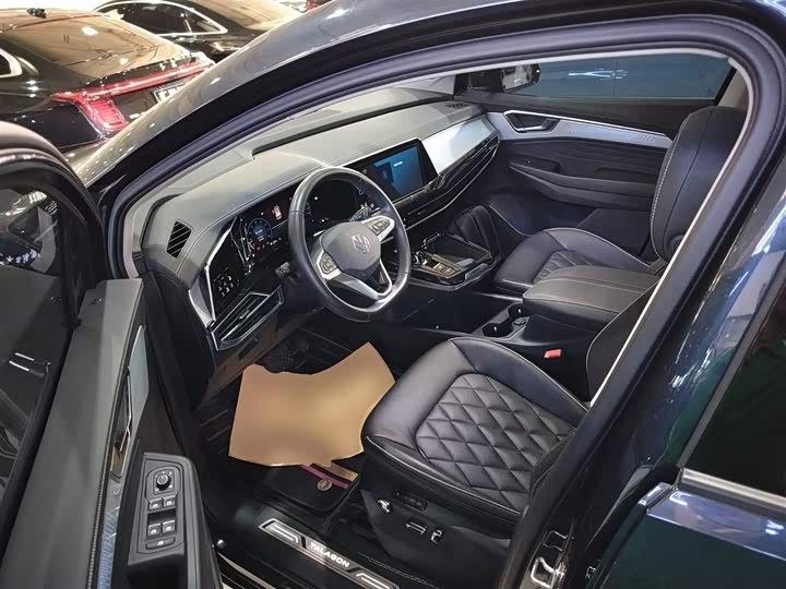 Фото 13 - Volkswagen Talagon