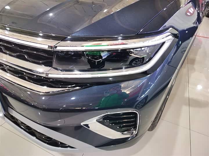 Фото 15 - Volkswagen Talagon