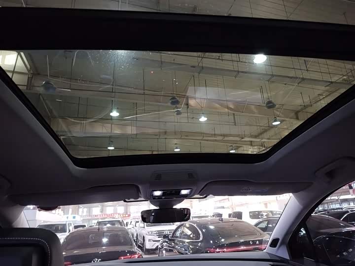 Фото 8 - Volkswagen Talagon