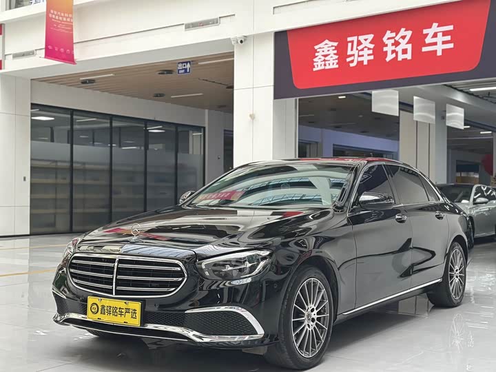 Фото 1 - Mercedes-Benz E-Class