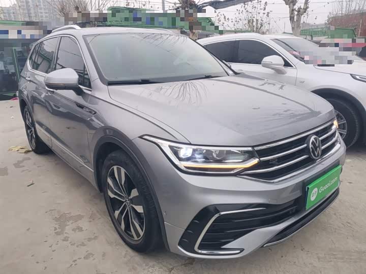 Фото 4 - Volkswagen Tiguan L Pro