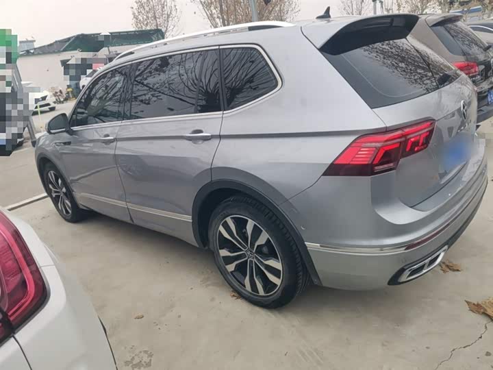 Фото 5 - Volkswagen Tiguan L Pro