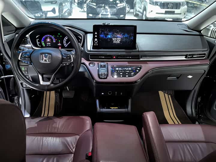 Фото 9 - Honda Elysion