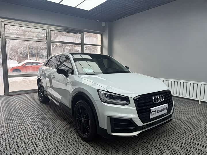 Фото 2 - Audi Q2L