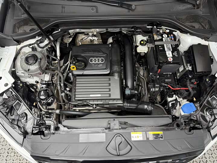 Фото 21 - Audi Q2L