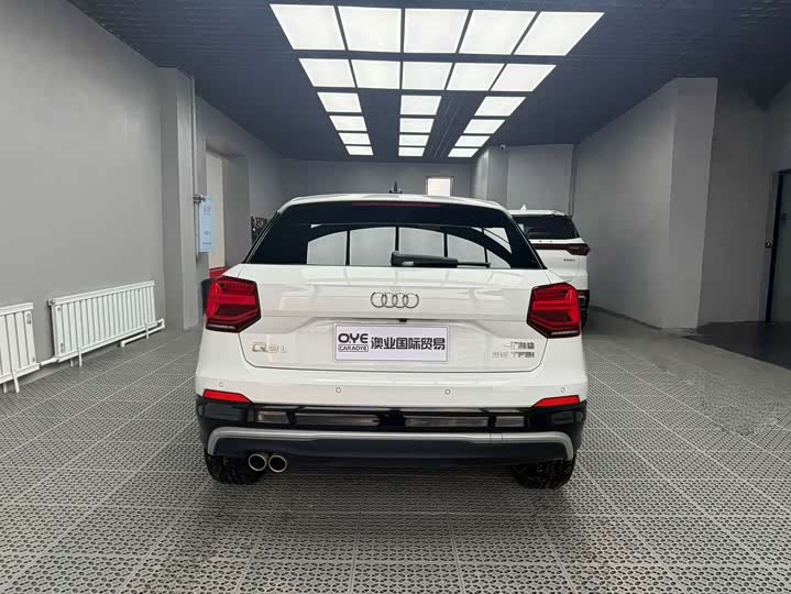 Фото 4 - Audi Q2L