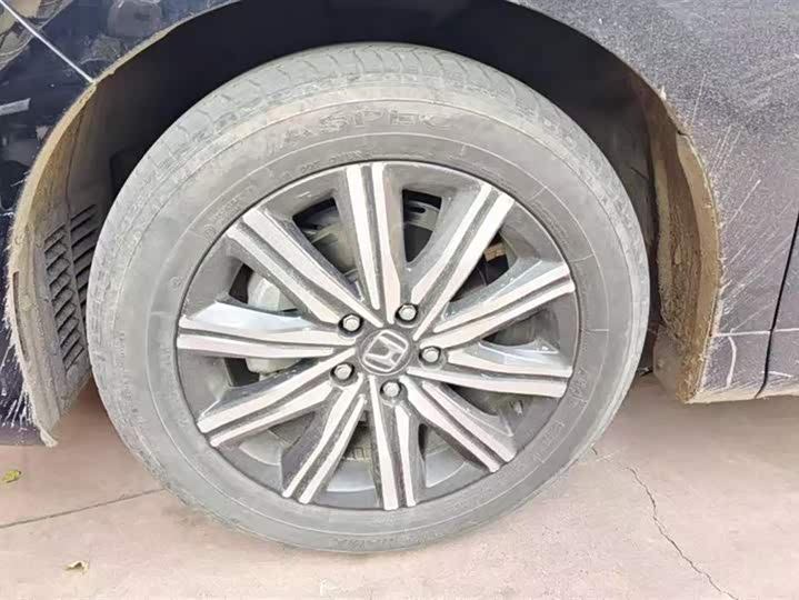 Фото 6 - Honda Odyssey